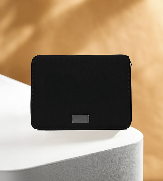 Urbanshield - Vegan leather laptop sleeve