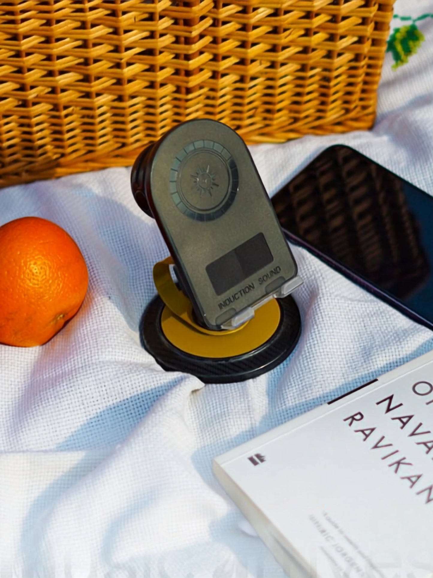 Induction Speaker + Wireless Charger + Mobile Stand
